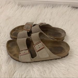 Arizona Birkenstock suede Olive